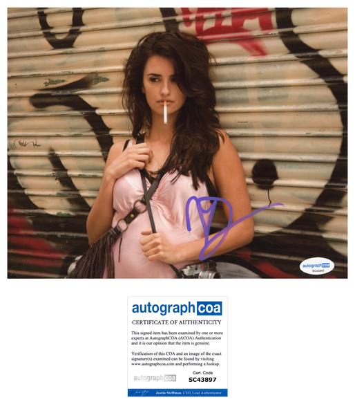 Penelope Cruz Sexy Signed Autograph 8x10 Photo ACOA