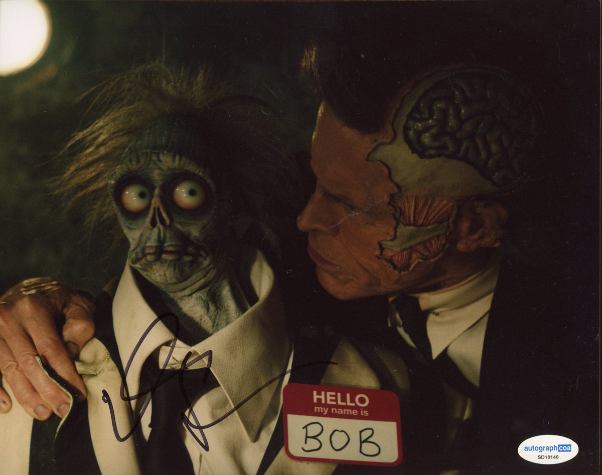 Willem Dafoe Beetlejuice Signed Autograph 8x10 Photo ACOA Outlaw