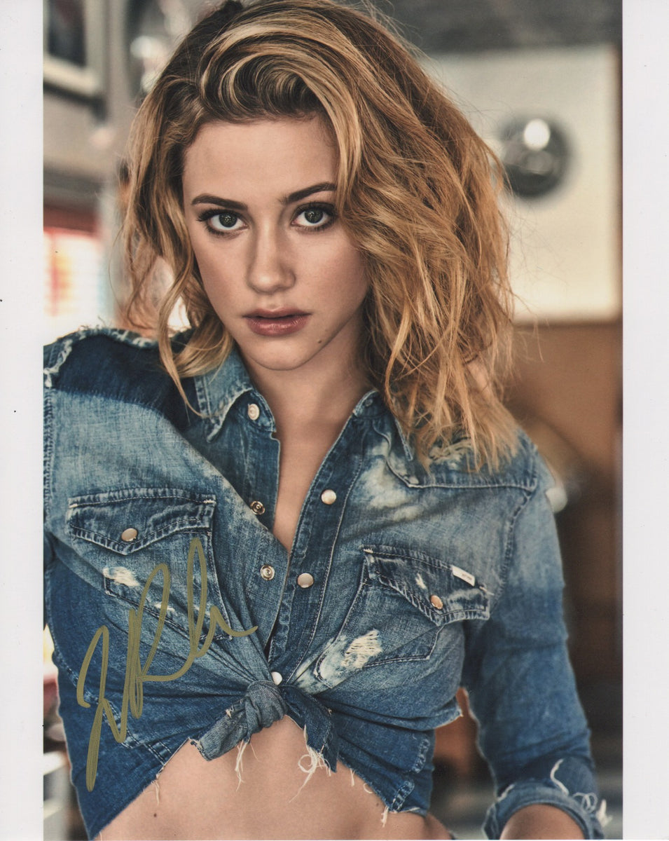 Lili Reinhart Riverdale Signed Autograph 8x10 Photo #3– Outlaw