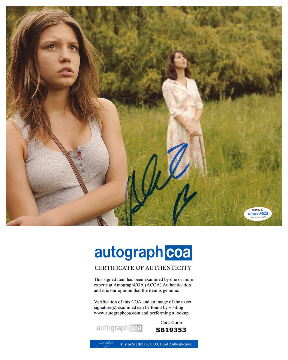 Adele Exarchopoulos Sexy Autographed Signed 8x10 Photo ACOA 2020-3
