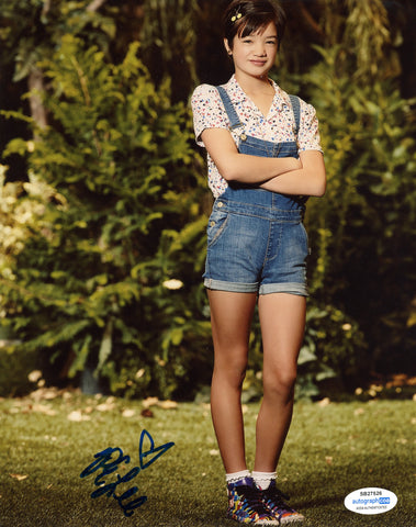 Peyton Elizabeth Lee Doogie Kamealoha Signed Autograph 8x10 Photo ACOA