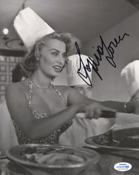 Sophia Loren Sexy Signed Autograph 8x10 Photo ACOA