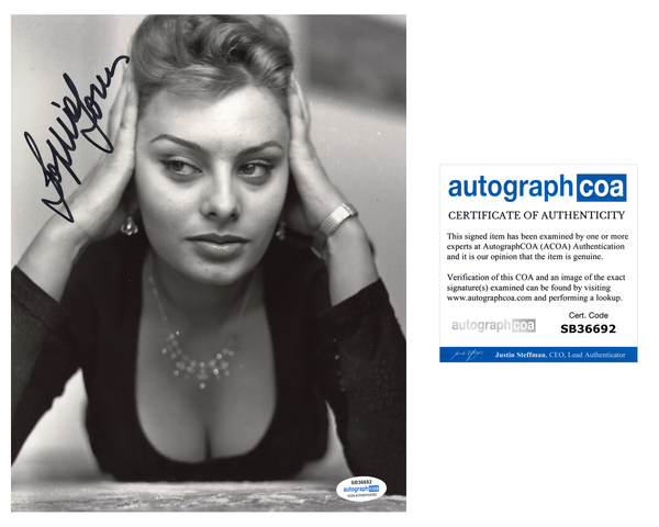 Sophia Loren Sexy Signed Autograph 8x10 Photo ACOA