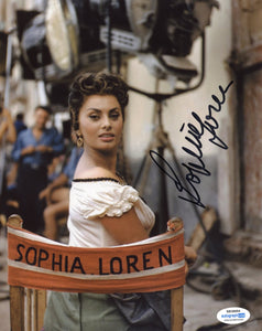 Sophia Loren Sexy Signed Autograph 8x10 Photo ACOA