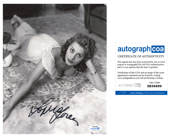 Sophia Loren Sexy Signed Autograph 8x10 Photo ACOA