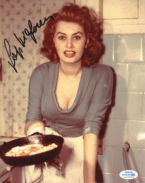 Sophia Loren Sexy Signed Autograph 8x10 Photo ACOA