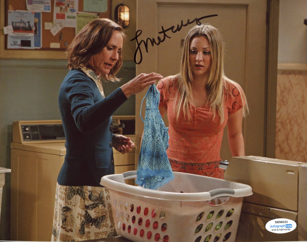 Laurie Metcalf Big Bang Theory Signed Autograph 8x10 Photo ACOA