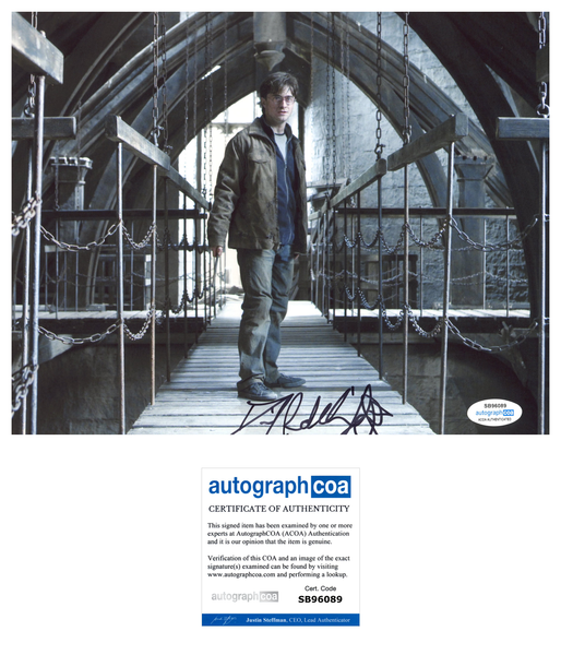 Daniel Radcliffe Harry Potter Signed Autograph 8x10 Photo ACOA