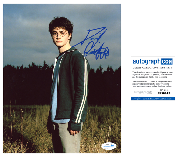 Daniel Radcliffe Harry Potter Signed Autograph 8x10 Photo ACOA