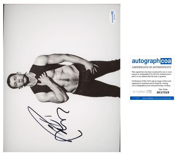Nick Jonas Signed Autograph 8x10 Photo ACOA