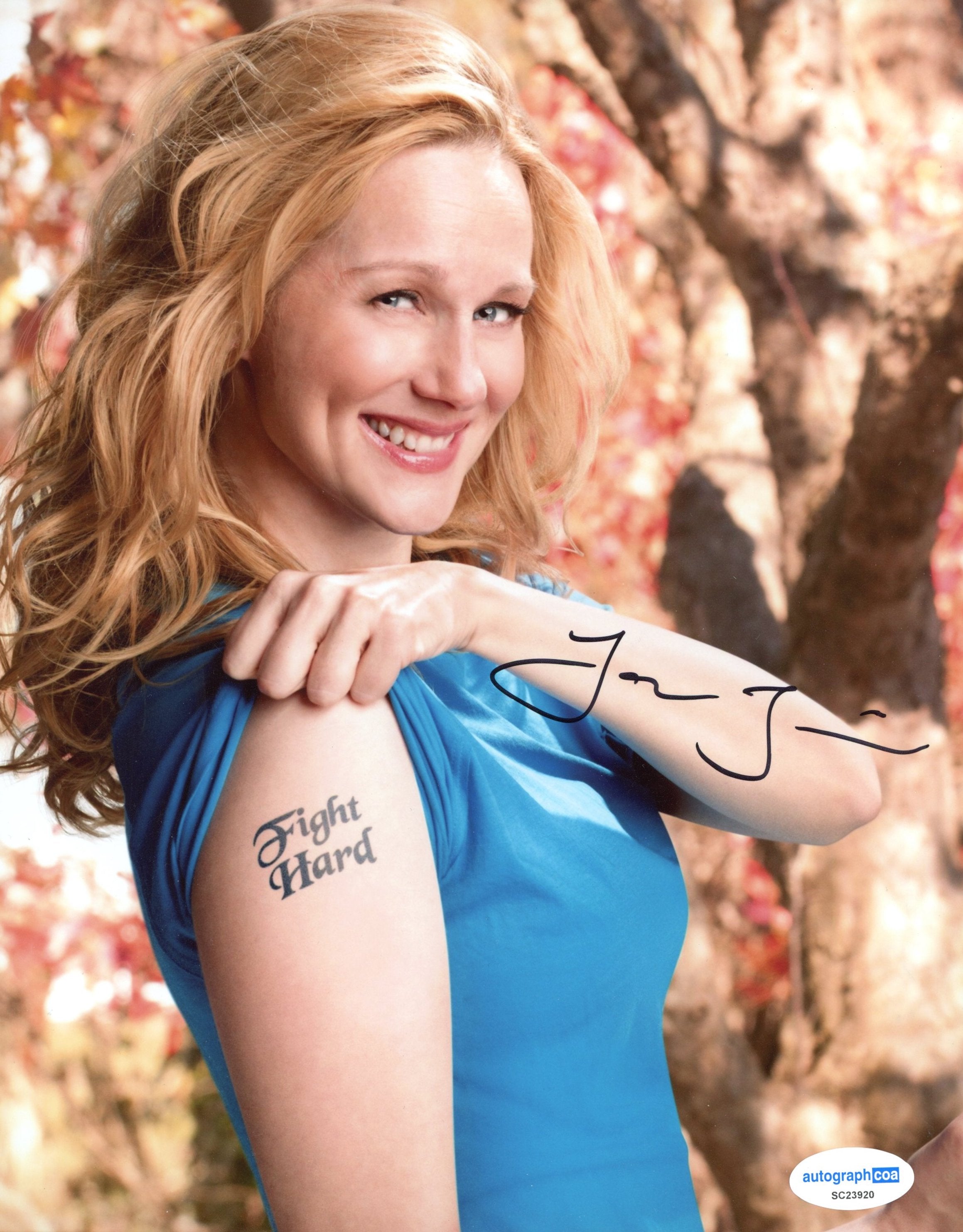 Laura Linney Sexy Signed Autograph 8x10 Photo ACOA | Outlaw Hobbies  Authentic Autographs