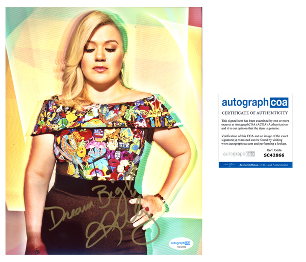 Kelly Clarkson Sexy Signed Autograph 8x10 Photo ACOA