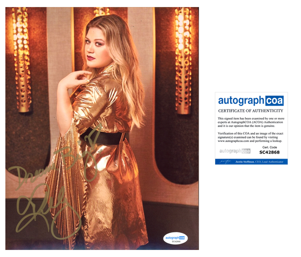 Kelly Clarkson Sexy Signed Autograph 8x10 Photo ACOA