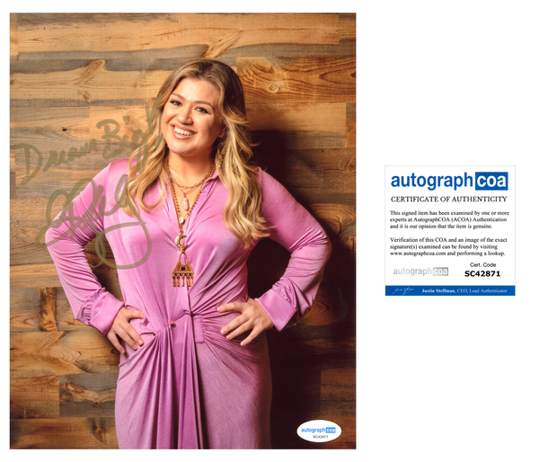 Kelly Clarkson Sexy Signed Autograph 8x10 Photo ACOA