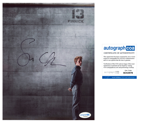 Sam Claflin Hunger Games Signed Autograph 8x10 Photo ACOA