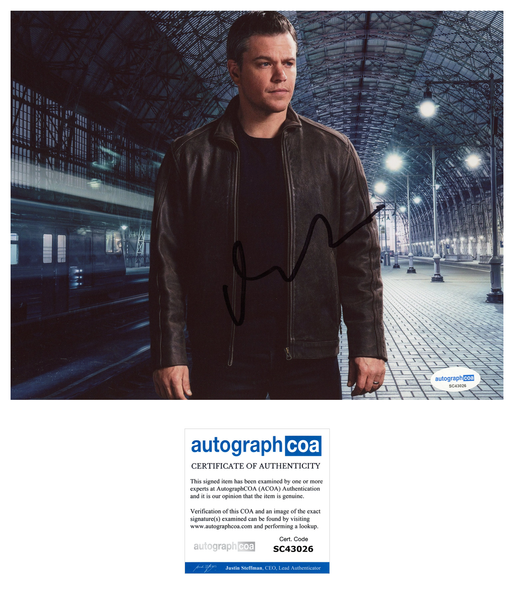 Matt Damon Bourne Identity Signed Autograph 8x10 Photo ACOA