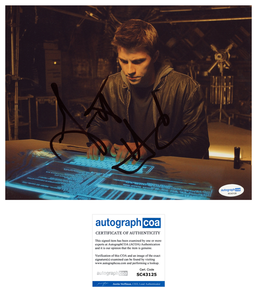 Garrett Hedlund Tron Signed Autograph 8x10 Photo ACOA