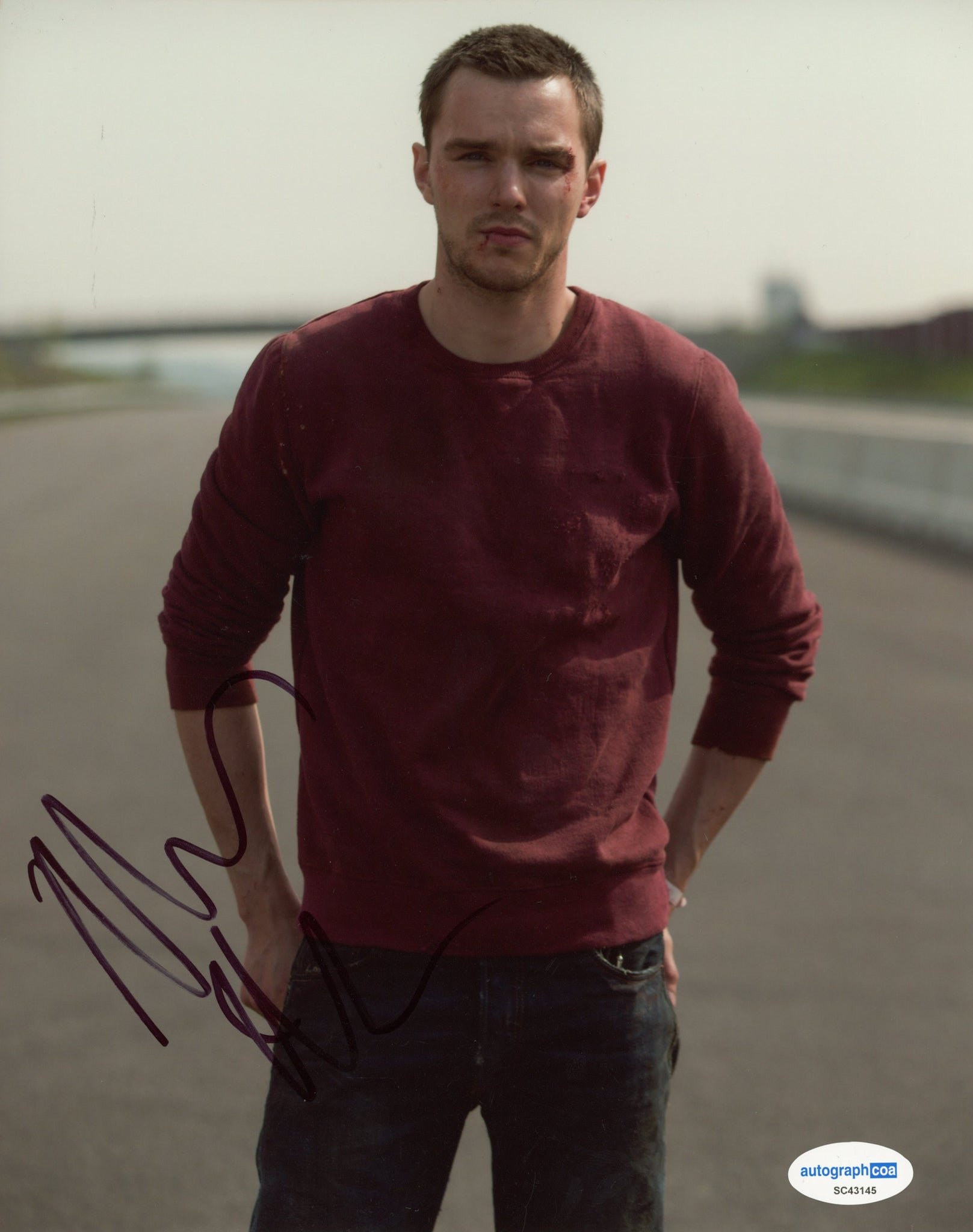 Nicholas Hoult Signed Autograph 8x10 Photo ACOA