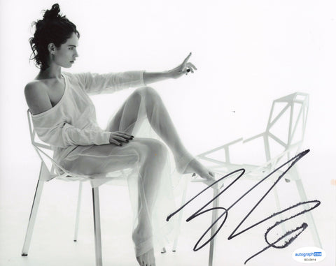 Lily James Sexy Signed Autograph 8x10 Photo ACOA