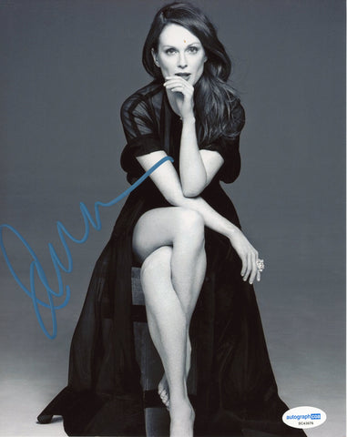 Julianne Moore Sexy Signed Autograph 8x10 Photo ACOA
