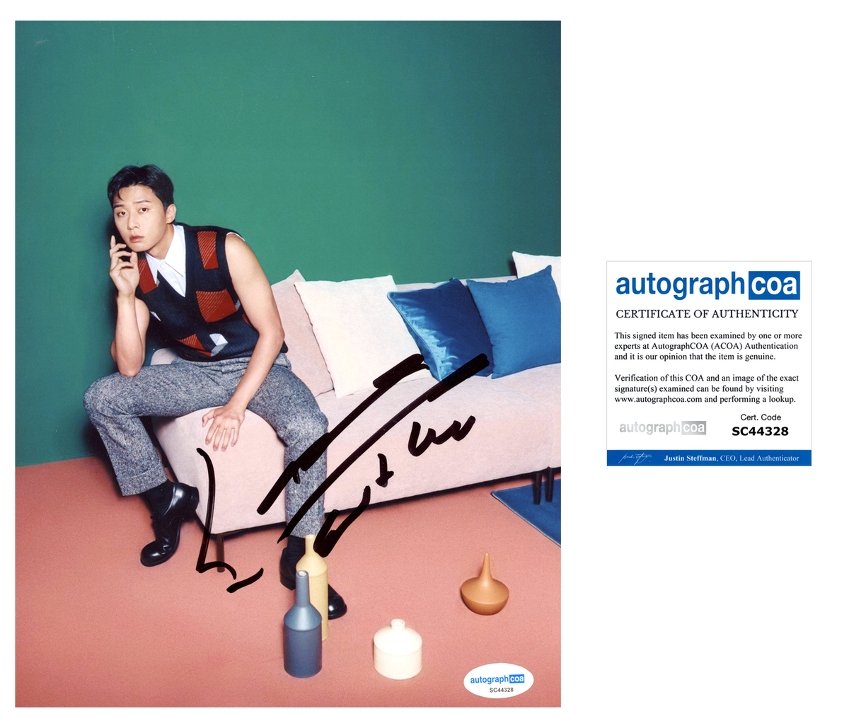 Park Seo-Joon Marvels Signed Autograph 8x10 Photo ACOA– Outlaw
