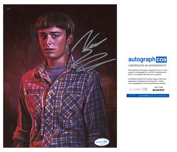 Noah Schnapp Stranger Things Signed Autograph 8x10 Photo ACOA