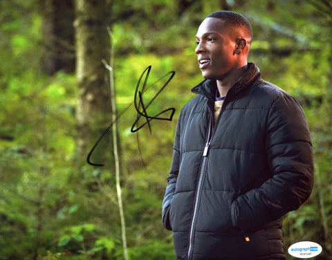 Tosin Cole Doctor Who Signed Autograph 8x10 Photo ACOA