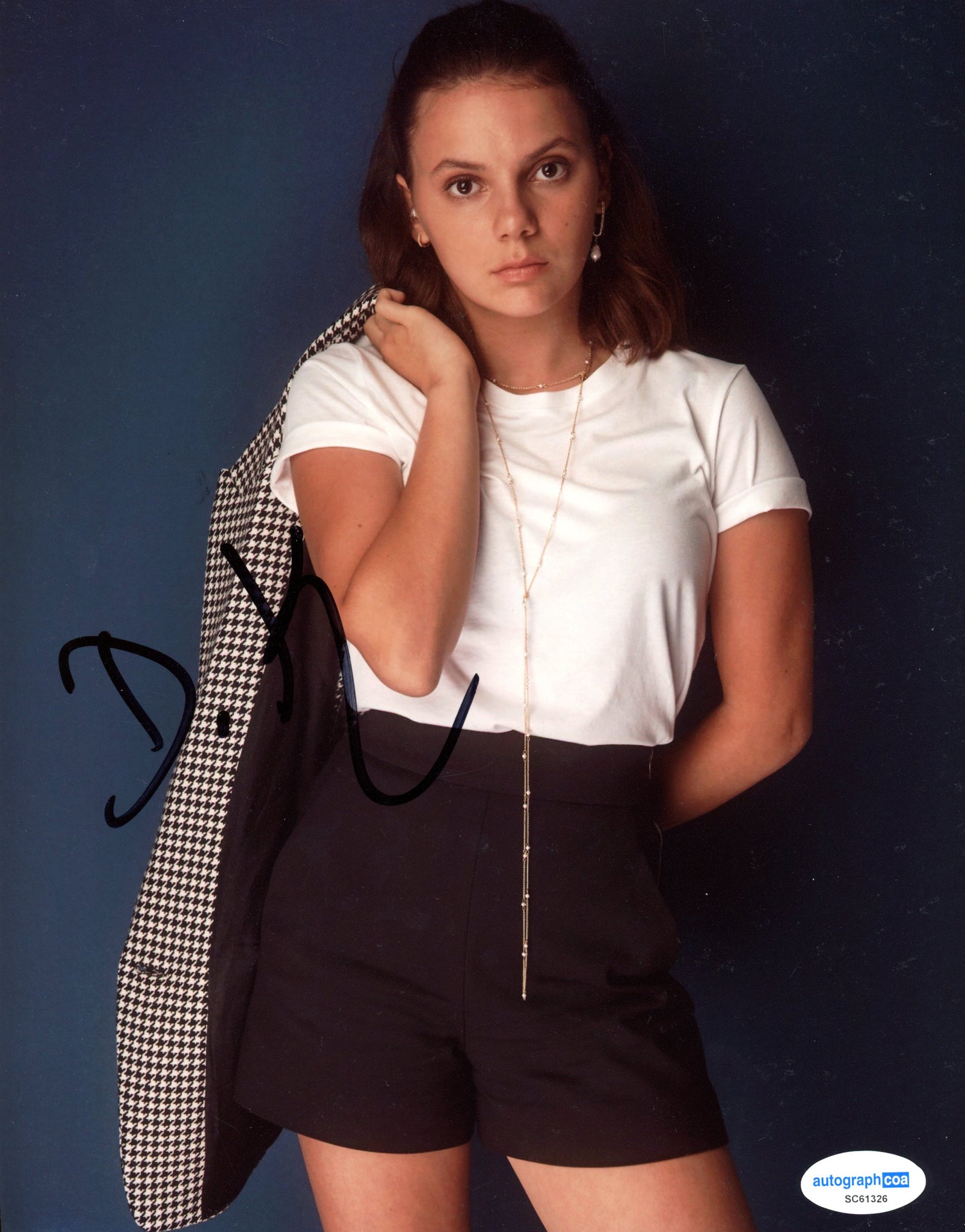 Dafne Keen Signed Autograph 8x10 Photo ACOA