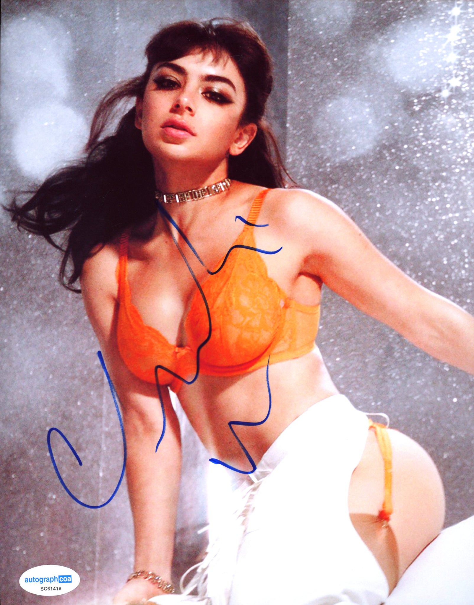 Charli XCX Sexy Signed Autograph 8x10 Photo ACOA | Outlaw Hobbies Authentic  Autographs