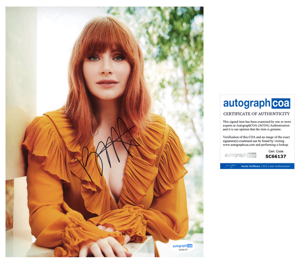 Bryce Dallas Howard Sexy Signed Autograph 8x10 Photo ACOA