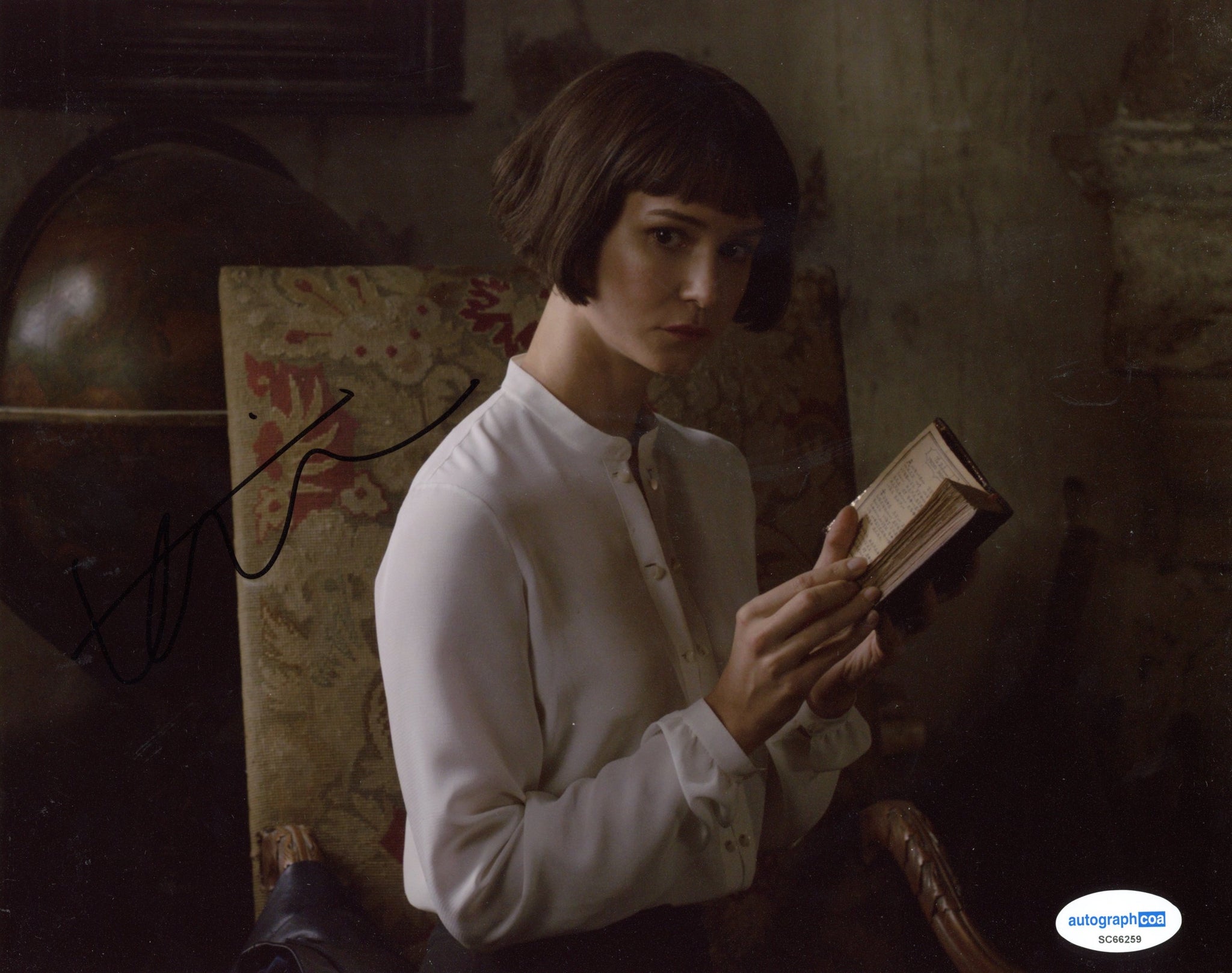 Katherine Waterston Fantastic Beasts Signed Autograph 8x10 Photo ACOA