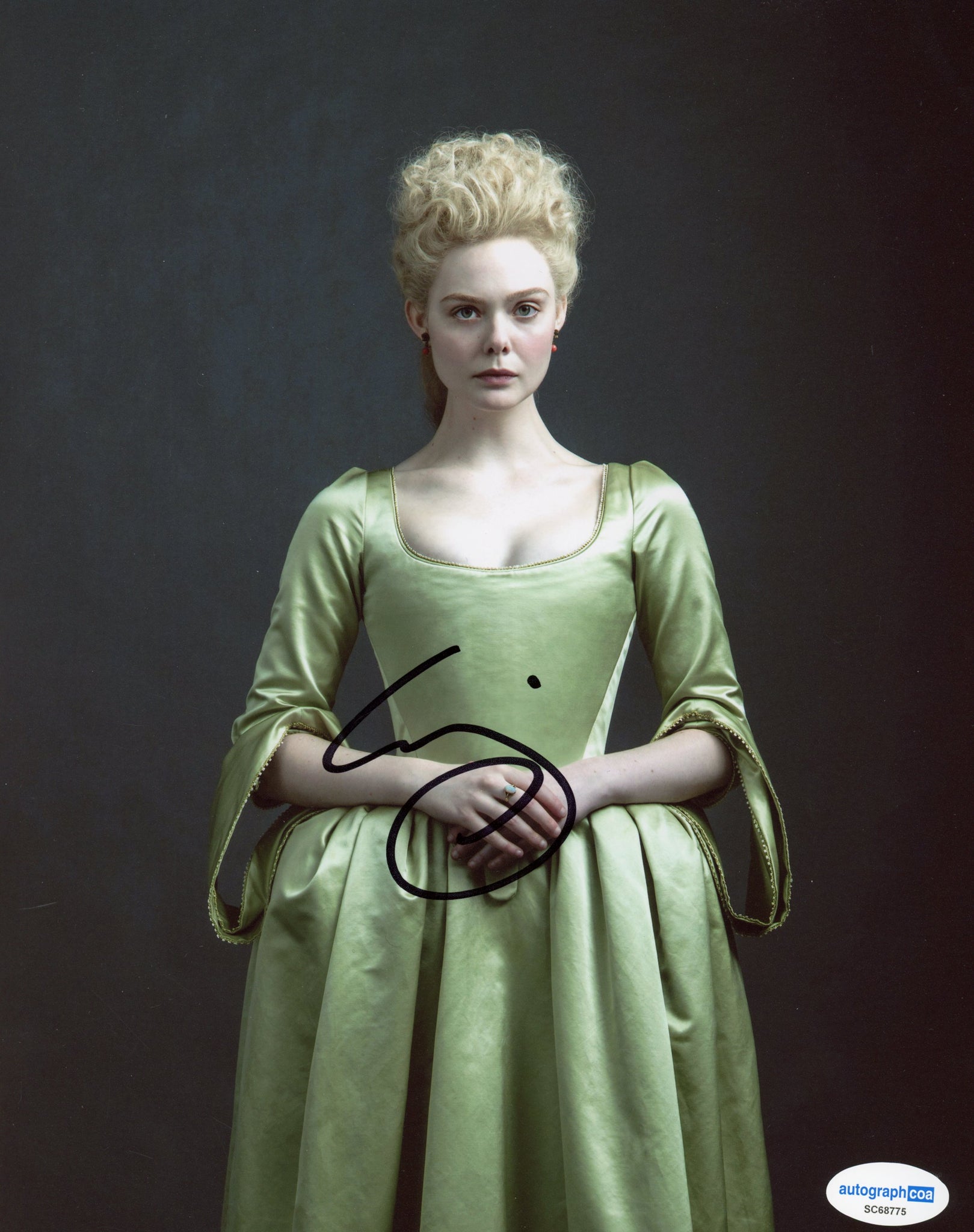 Elle Fanning The Great Signed Autograph 8x10 Photo ACOA