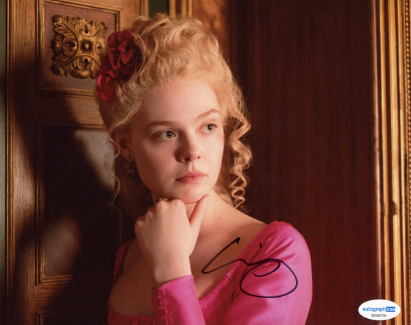 Elle Fanning The Great Signed Autograph 8x10 Photo ACOA