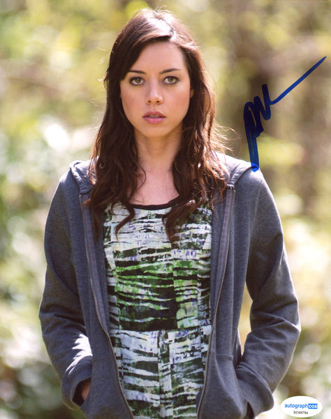 Aubrey Plaza Parks and Recreation Signed Autograph 8x10 Photo ACOA