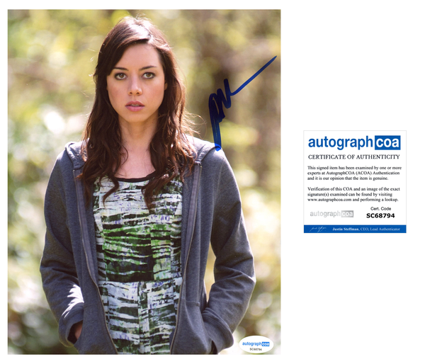 Aubrey Plaza Parks and Recreation Signed Autograph 8x10 Photo ACOA