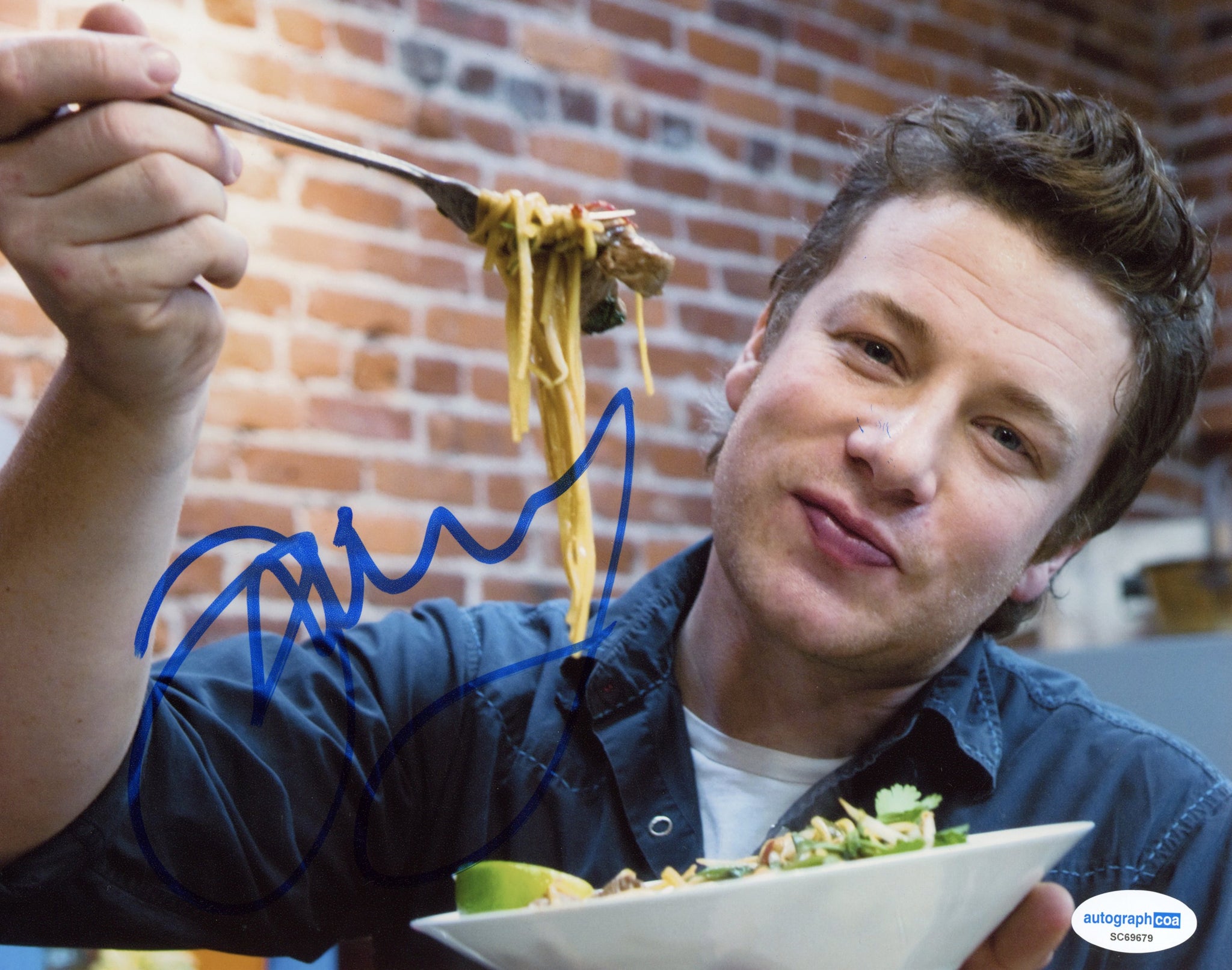 Chef Jamie Oliver Signed Autograph 8x10 Photo ACOA