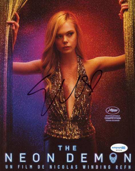 Elle Fanning Neon Demon Signed Autograph 8x10 Photo ACOA