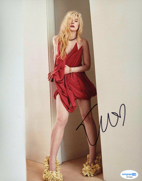 Elle Fanning Sexy Signed Autograph 8x10 Photo ACOA