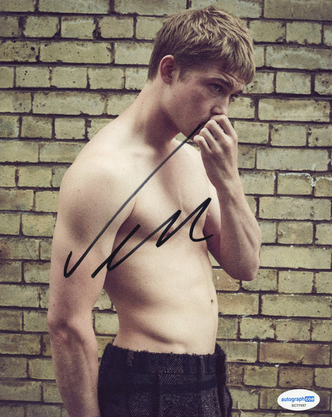 Joe Alwyn Signed Autograph 8x10 Photo ACOA5-