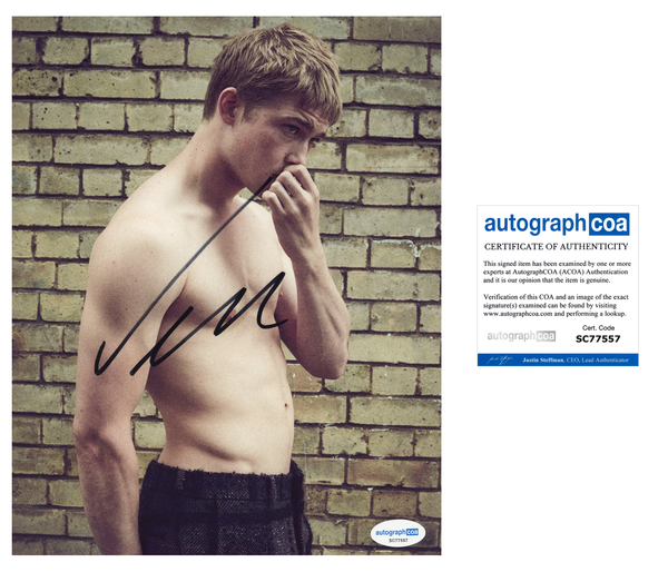 Joe Alwyn Signed Autograph 8x10 Photo ACOA5-