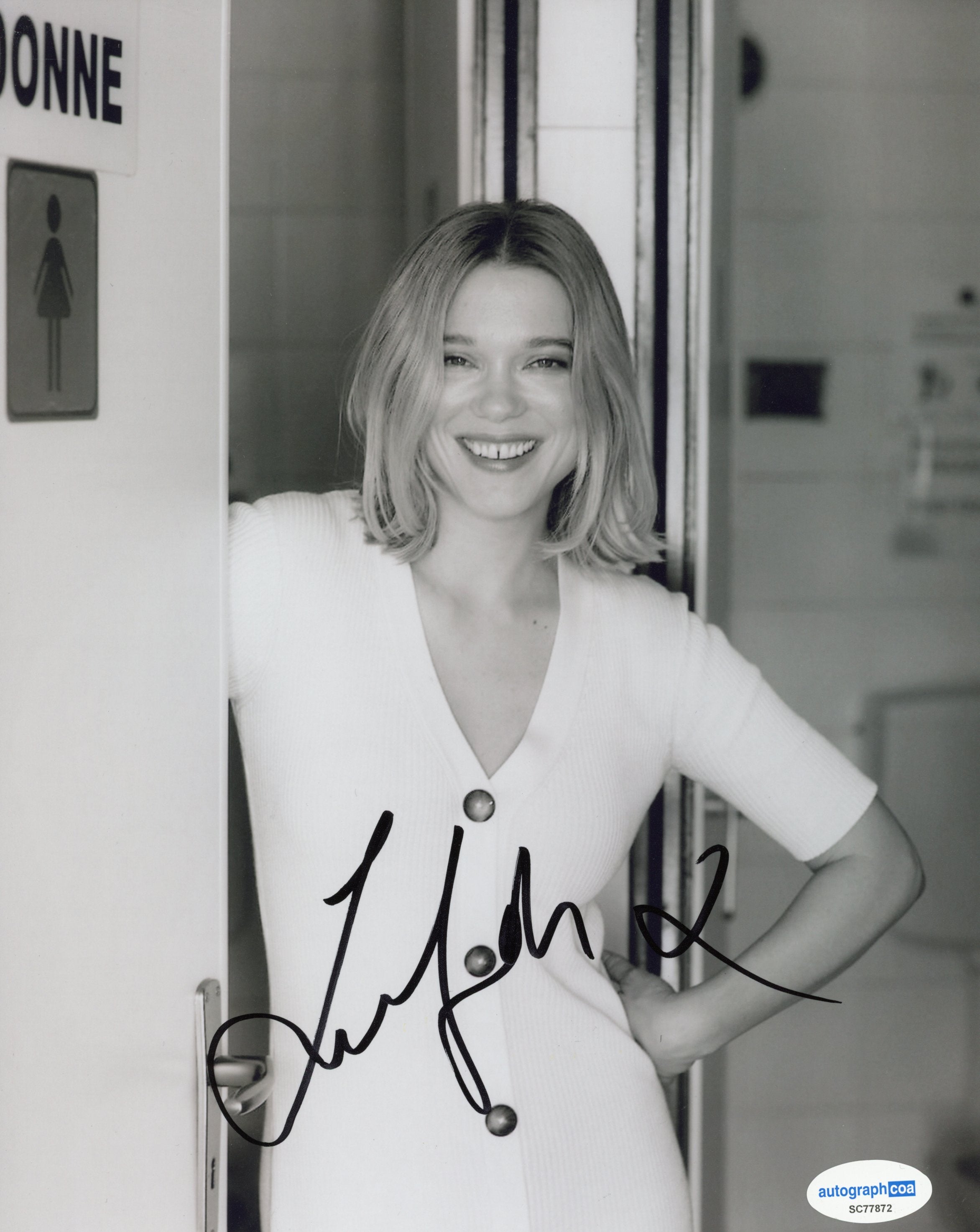 Lea Seydoux Sexy Signed Autograph 8x10 Photo ACOA | Outlaw Hobbies