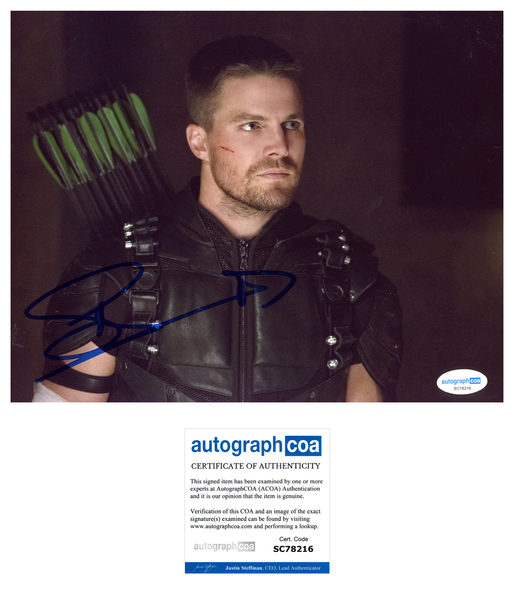 Stephen Amell Arrow Signed Autograph 8x10 Photo ACOA