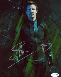 Stephen Amell Arrow Signed Autograph 8x10 Photo ACOA