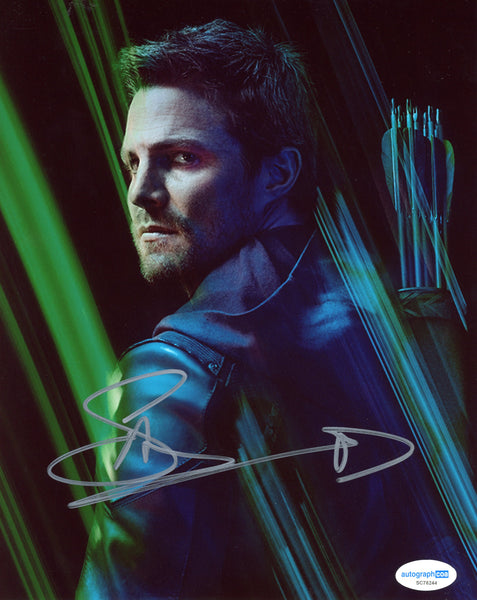 Stephen Amell Arrow Signed Autograph 8x10 Photo ACOA