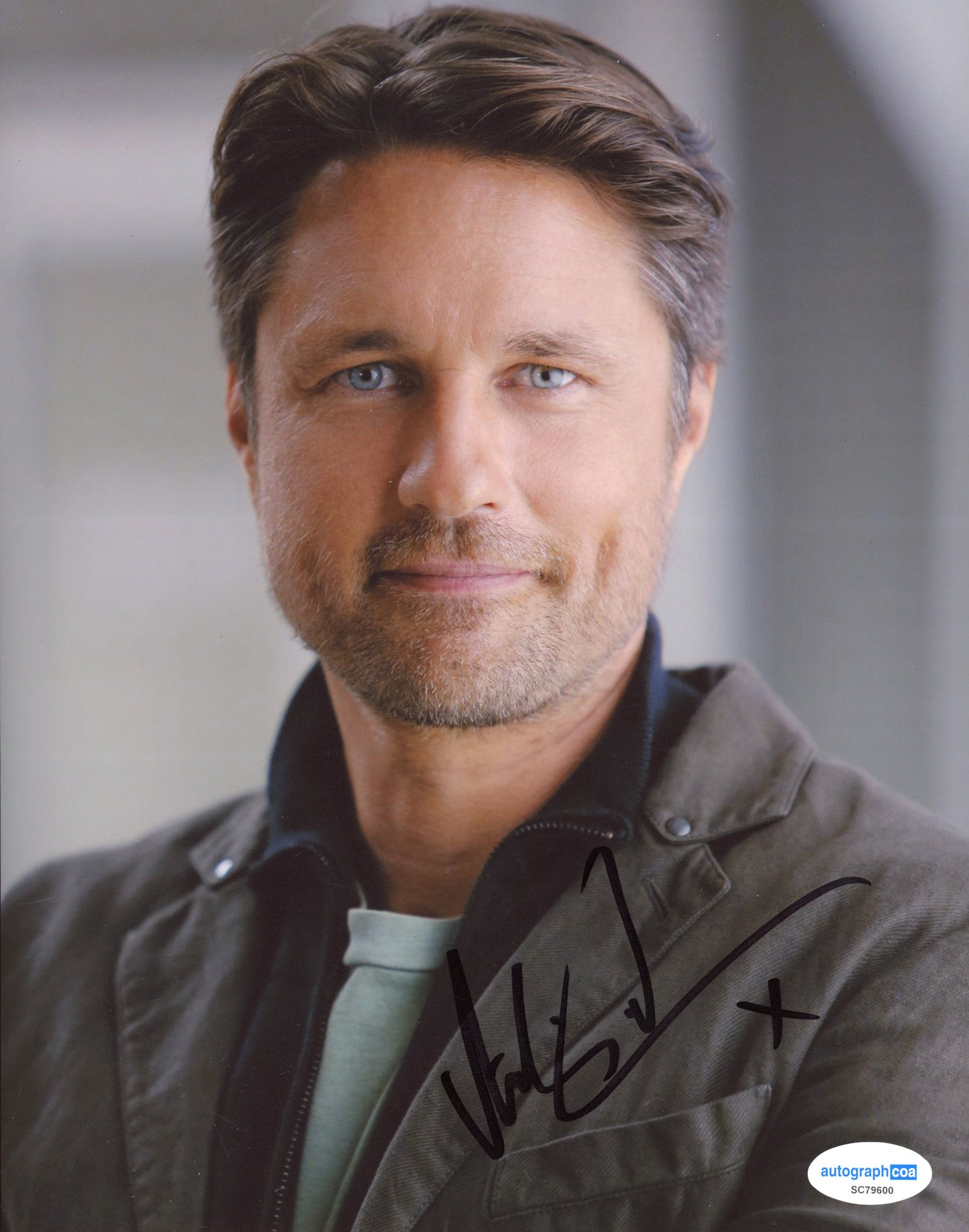 Martin Henderson Virgin River Signed Autograph 8x10 Photo ACOA