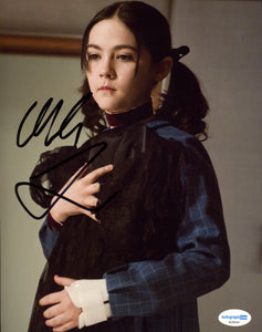 Isabelle Fuhrman Orphan Signed Autograph 8x10 Photo ACOA