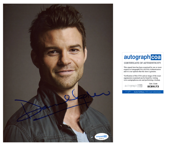 Daniel Gillies Originals Signed Autograph 8x10 Photo ACOA