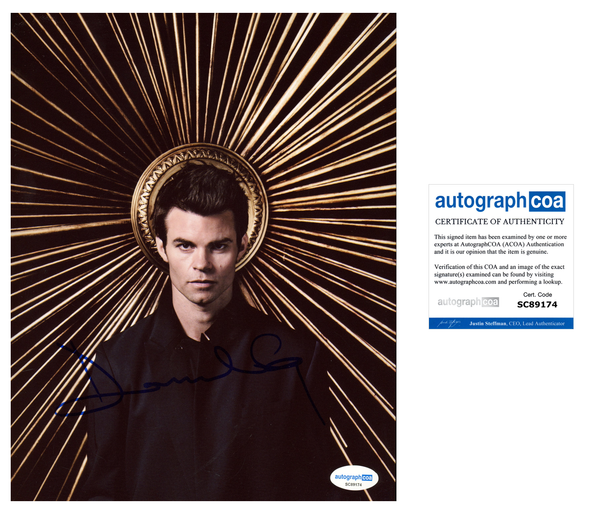 Daniel Gillies Originals Signed Autograph 8x10 Photo ACOA