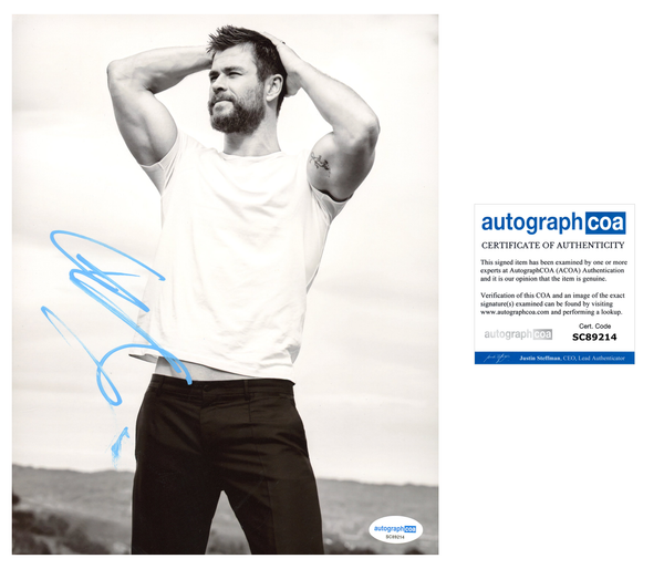 Chris Hemsworth Avengers Signed Autograph 8x10 Photo ACOA