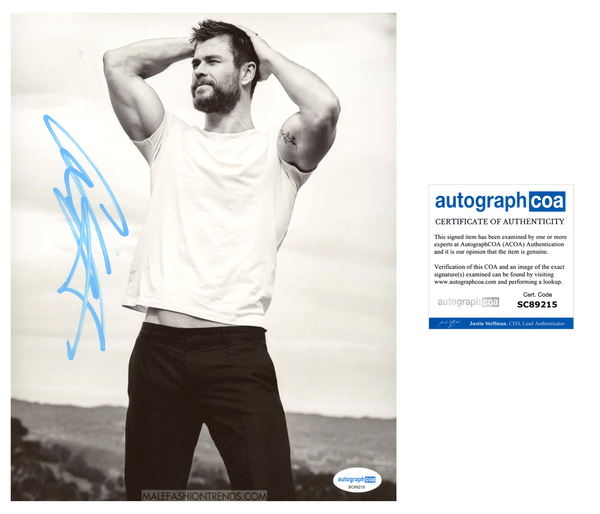 Chris Hemsworth Avengers Signed Autograph 8x10 Photo ACOA